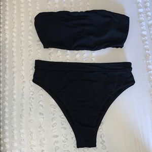 Great condition billabong bikini size small
